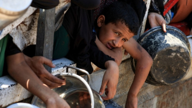 গাজায় হামলা ও অনাহার—এক দিনে নিহত অন্তত ৭১