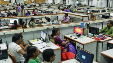 আজ থেকে অফিস-আদালত চলছে নতুন সময়সূচিতে