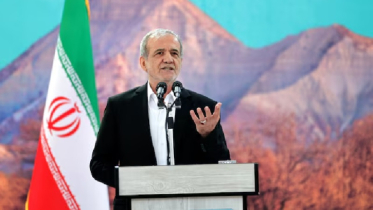 খামেনির হত্যার কঠিন প্রতিশোধের ঘোষণা প্রেসিডেন্ট পেজেশকিয়ানের