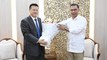 প্রধানমন্ত্রীর সঙ্গে চীনের রাষ্ট্রদূতের সৌজন্য সাক্ষাৎ