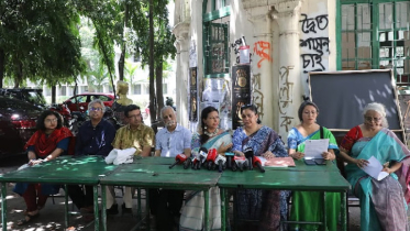 ‘গণধর্ষণের’ হুমকি দেওয়া ছাত্রের দৃষ্টান্তমূলক শাস্তি দাবি