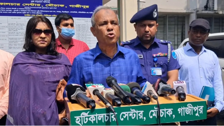 নুরুল হুদার ওপর হওয়া মব জাস্টিস কাম্য নয়: স্বরাষ্ট্র উপদেষ্টা নুরুল হুদার ওপর হওয়া মব জাস্টিস কাম্য নয়: স্বরাষ্ট্র উপদেষ্টা