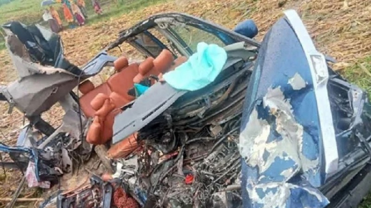 নাটোরে মাইক্রোবাস-ট্রাক সংঘর্ষে নিহত ৬ নাটোরে মাইক্রোবাস-ট্রাক সংঘর্ষে নিহত ৬