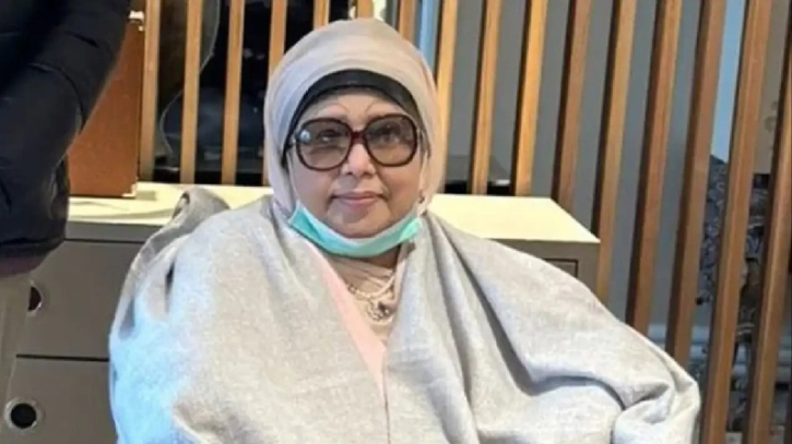 খালেদা জিয়ার অবস্থার সামান্য উন্নতি, মাঝে মাঝে কথা বলছেন