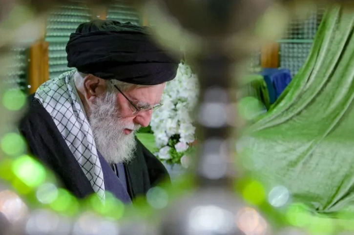 সুরক্ষিত ভবনে খামেনিকে যেভাবে হত্যা করা হলো