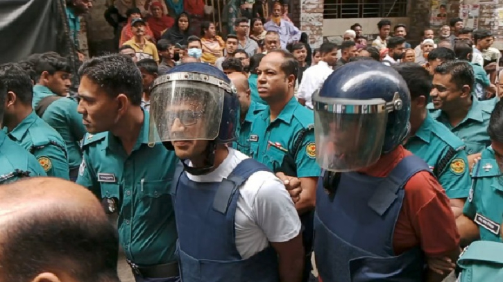 ইতিহাস আপনাদের ক্ষমা করবে না: ব্যারিস্টার সুমন