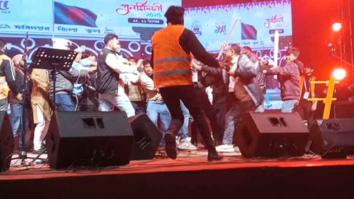 ফরিদপুরে কনসার্ট পণ্ড, যা জানালেন জেমস