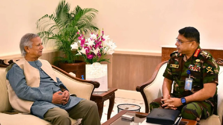 রাষ্ট্রপতি ও প্রধান উপদেষ্টার সঙ্গে সেনাপ্রধানের বৈঠক রাষ্ট্রপতি ও প্রধান উপদেষ্টার সঙ্গে সেনাপ্রধানের বৈঠক