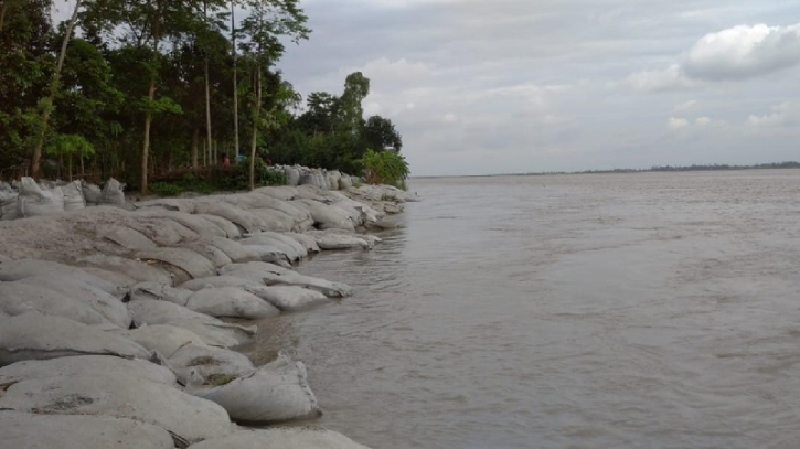 নিম্নাঞ্চল প্লাবিত, বিপৎসীমার ওপর তিস্তার পানি নিম্নাঞ্চল প্লাবিত, বিপৎসীমার ওপর তিস্তার পানি