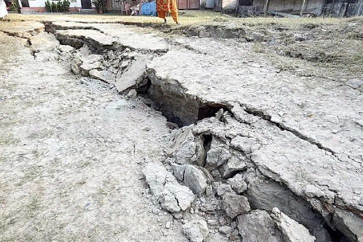 ১৩ দিনের ব্যবধানে নরসিংদীতে ৫ বার ভূমিকম্প, বাড়ছে আতঙ্ক