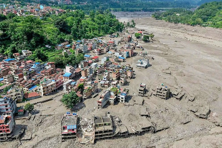 প্রস্তাব ফিরিয়েও চাপের মুখে সিদ্ধান্ত বদল, উদ্ধারকাজে বিদেশি সহায়তা নেবে নেপাল